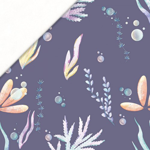 Morskie rośliny w odcieniach fioletu na fioletowym tle