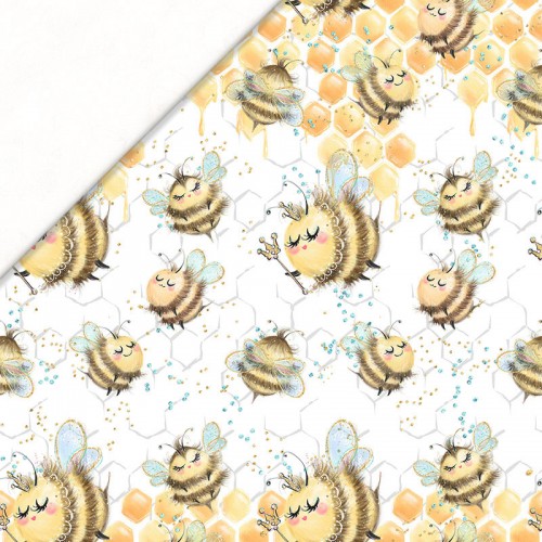 Pszczoły i plaster miodu na białym tle