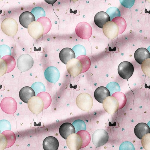 Kolorowe balony na różowym tle
